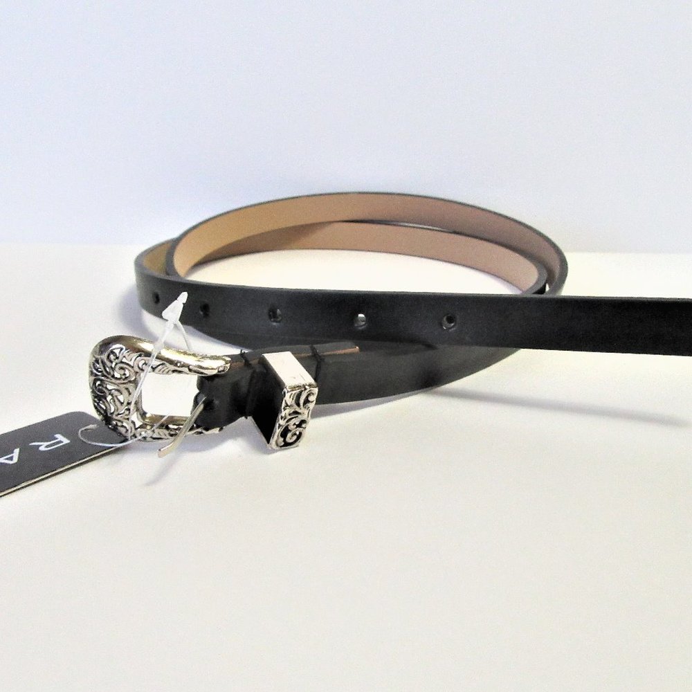Rampage Women's Design Buckle Black Skinny Belt